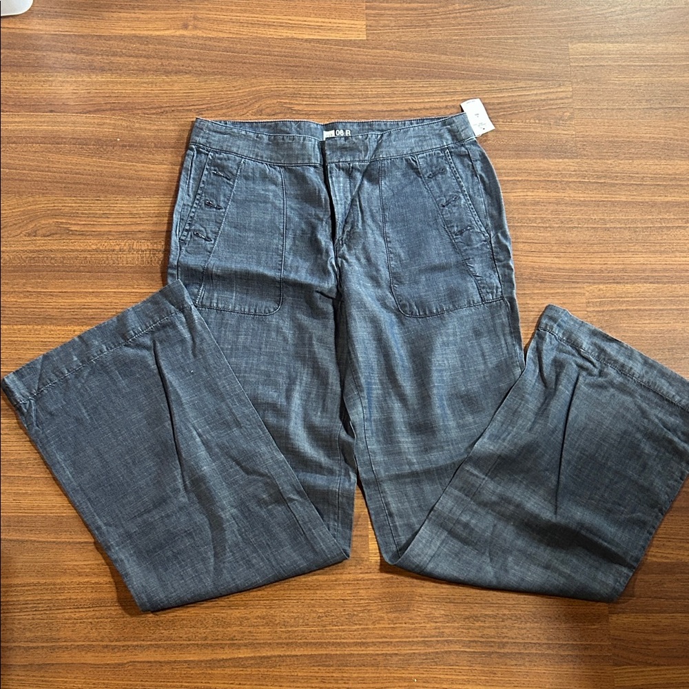 GAP Stylish Gray Wide-Leg Pants